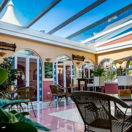 Arcos Hotel
