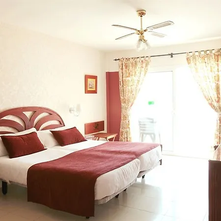 Hotel Arcos Nerja