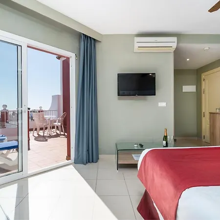 Hotel Arcos 3*