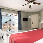 Otel Arcos